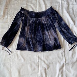 American Eagle off the shoulder crop velvet blouse